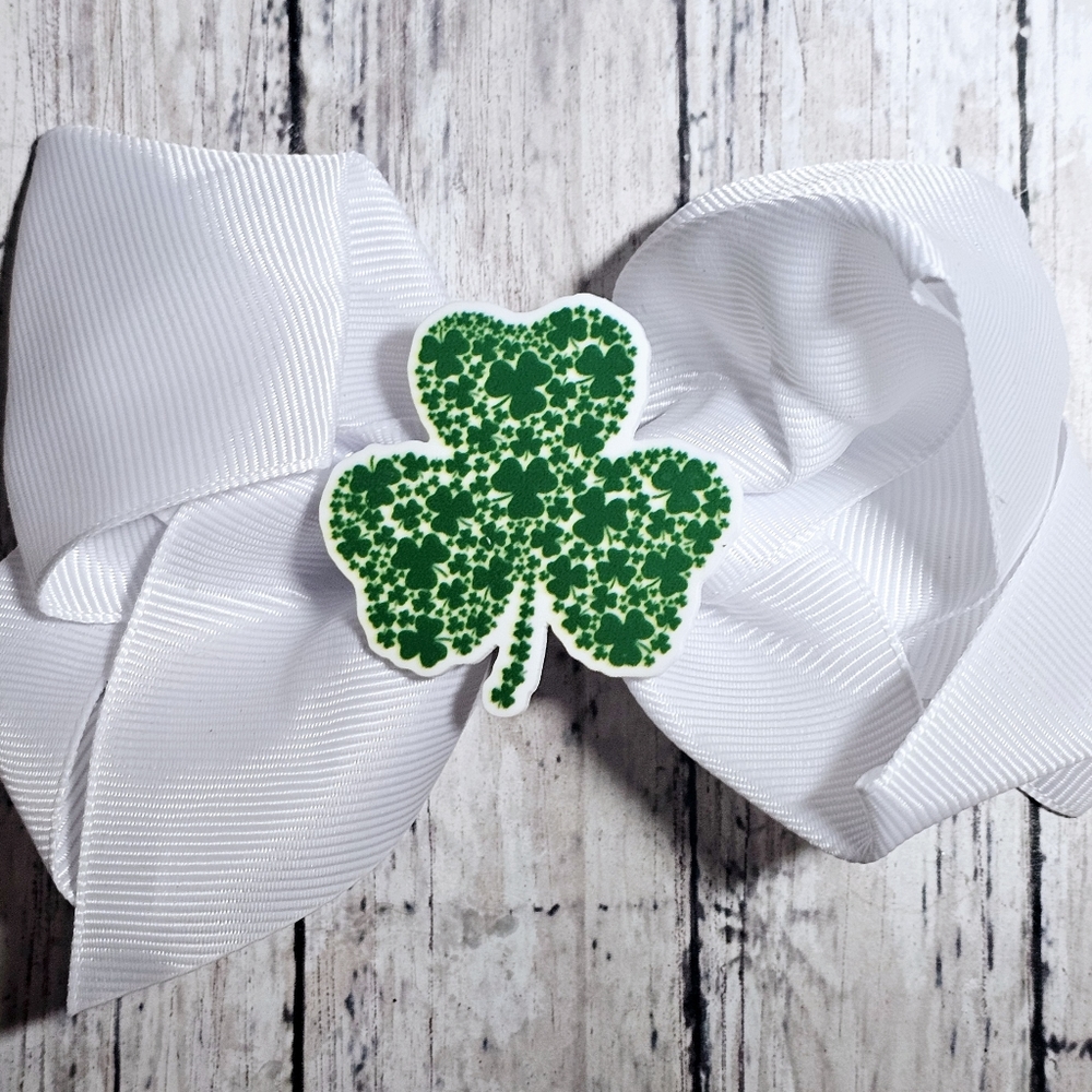 💝💝💝Green 6" St Patrick's Day Boutique Bow 💝💝💝Deal  HANDCRAFTED -kids-